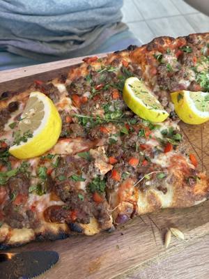 Pide cu carne de vită